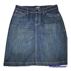 𝅺cabelas Denim Skirt 279